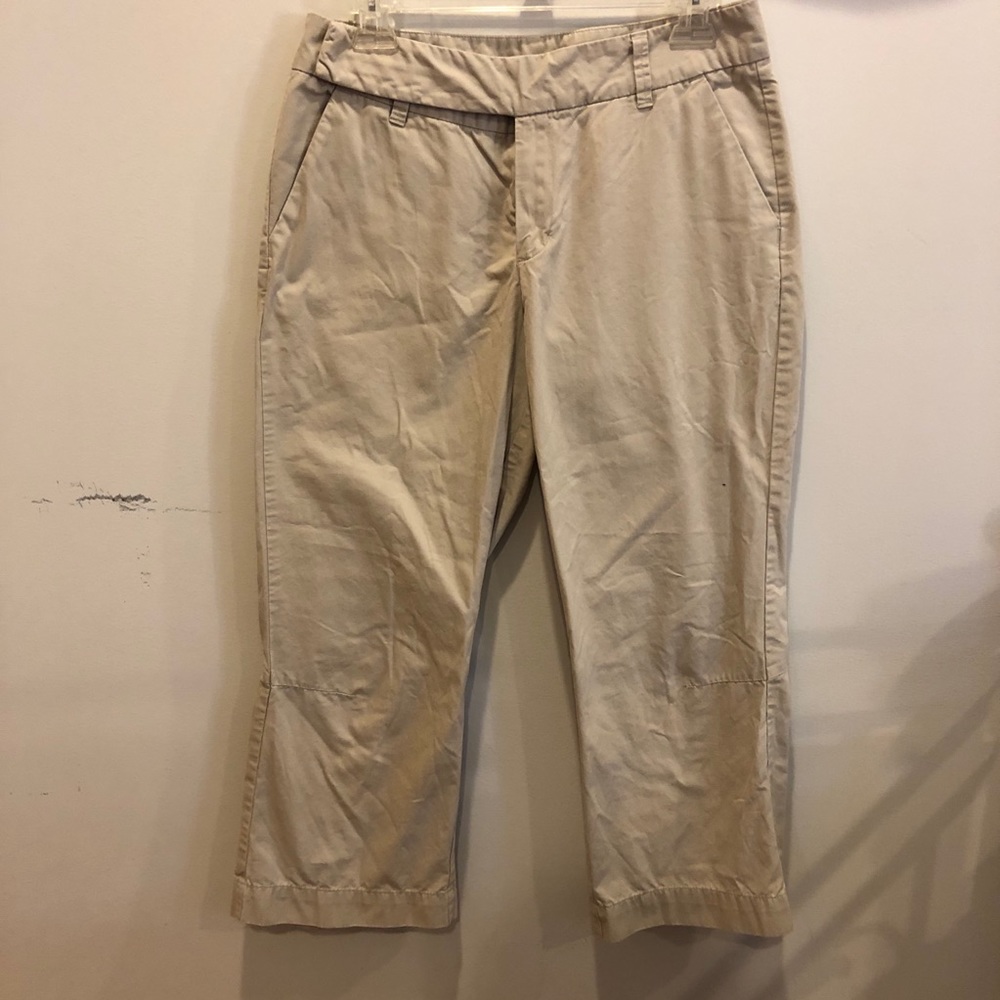 Patagonia Khaki Capri Pants